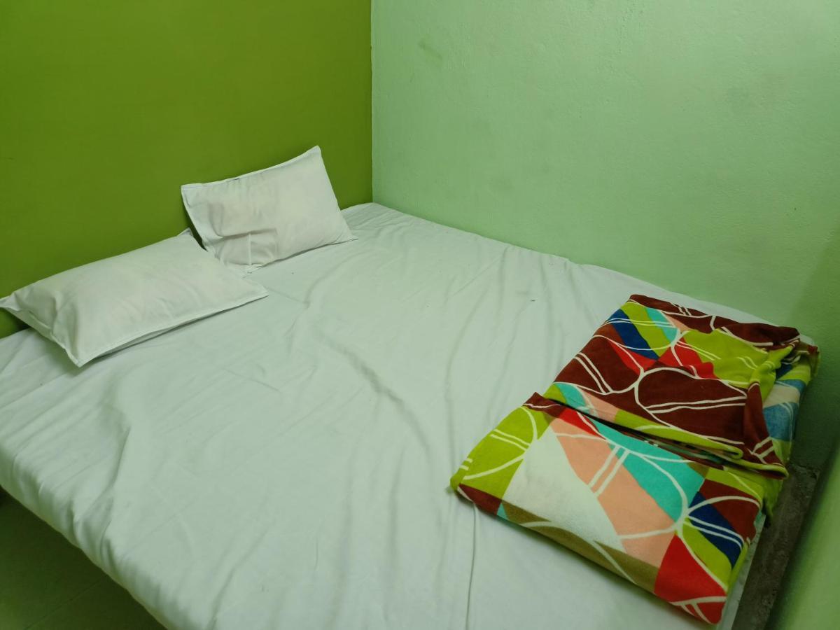 Baba Guest House Ujjain Eksteriør billede