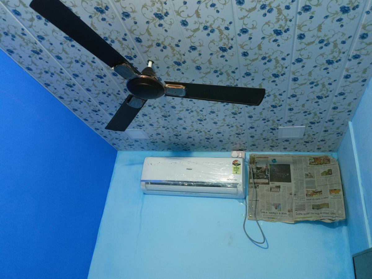 Baba Guest House Ujjain Eksteriør billede